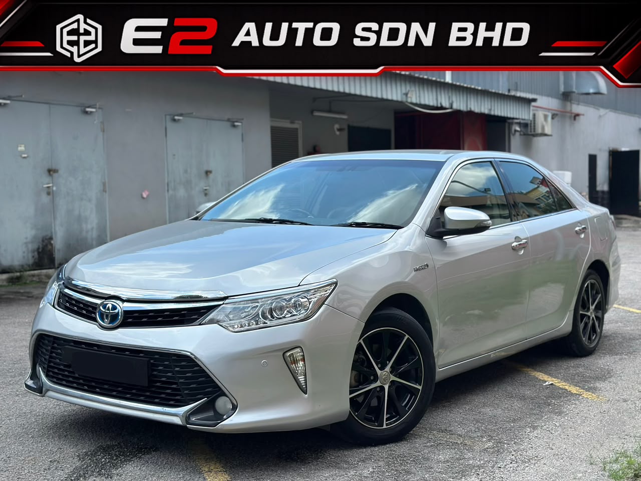 2016 TOYOTA CAMRY HYBRID — foto 1