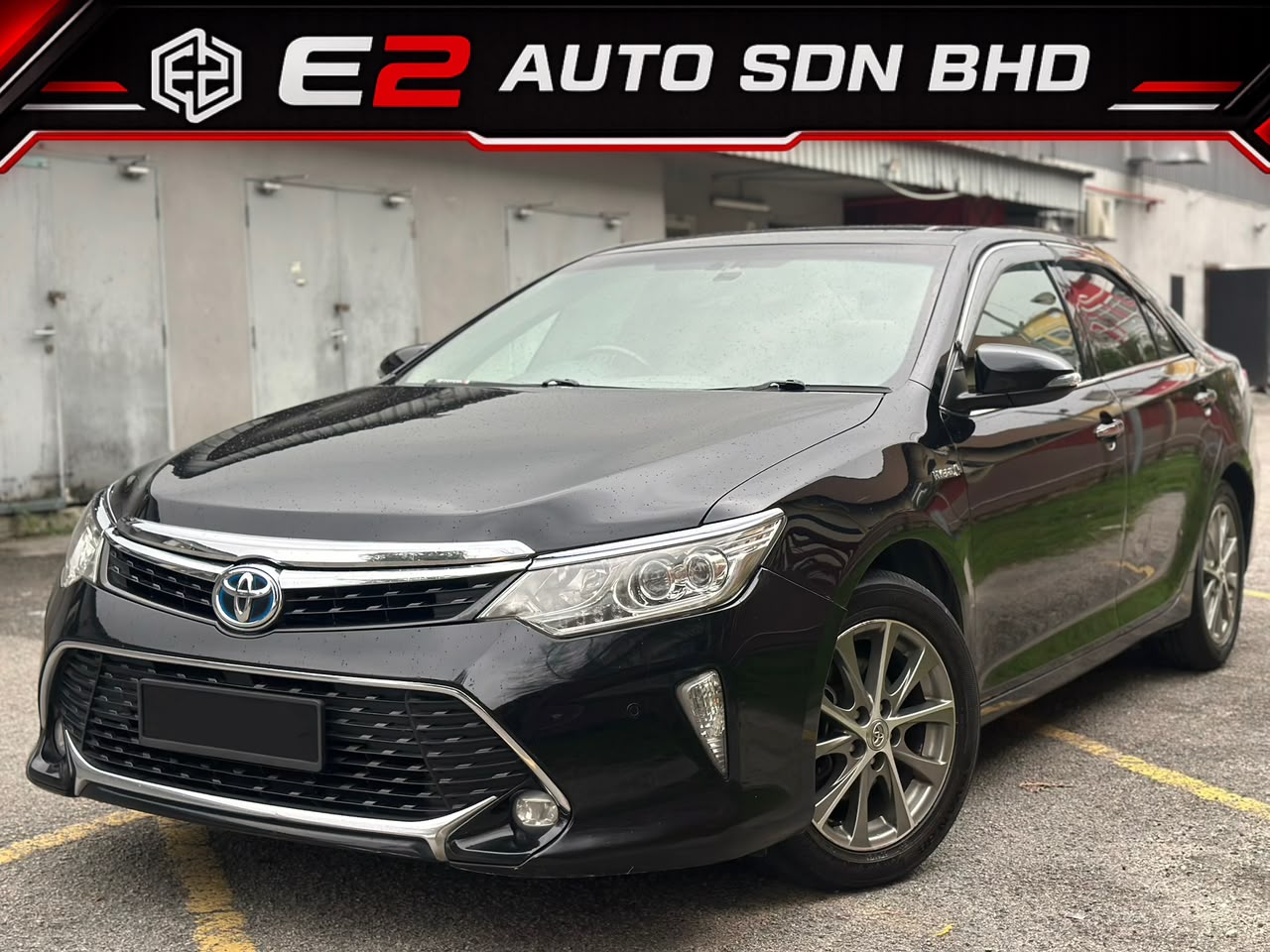 2017 TOYOTA CAMRY HYBRID — photo 1
