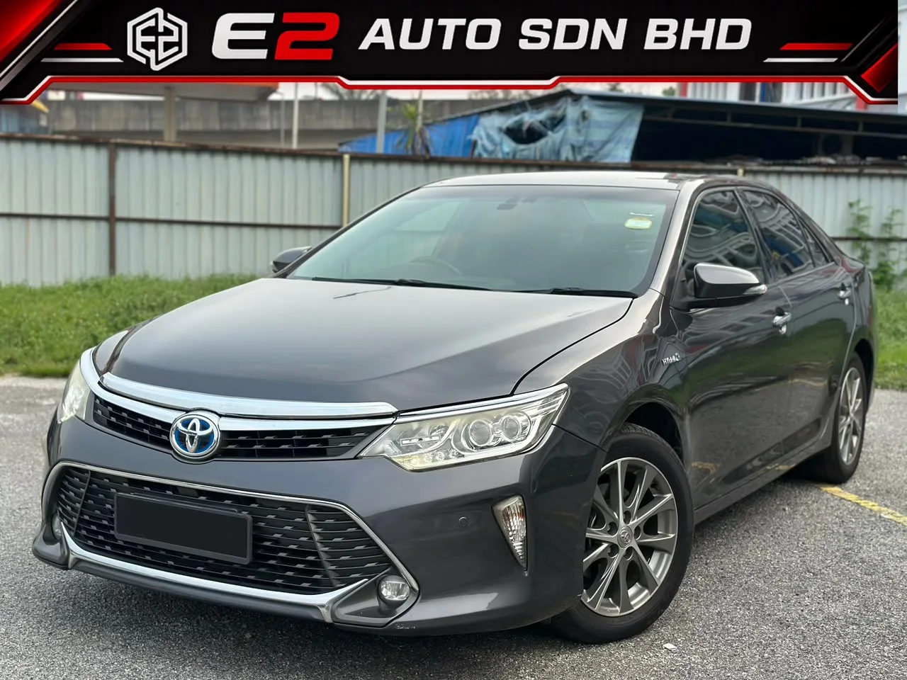 2017 TOYOTA CAMRY HYBRID — photo 1