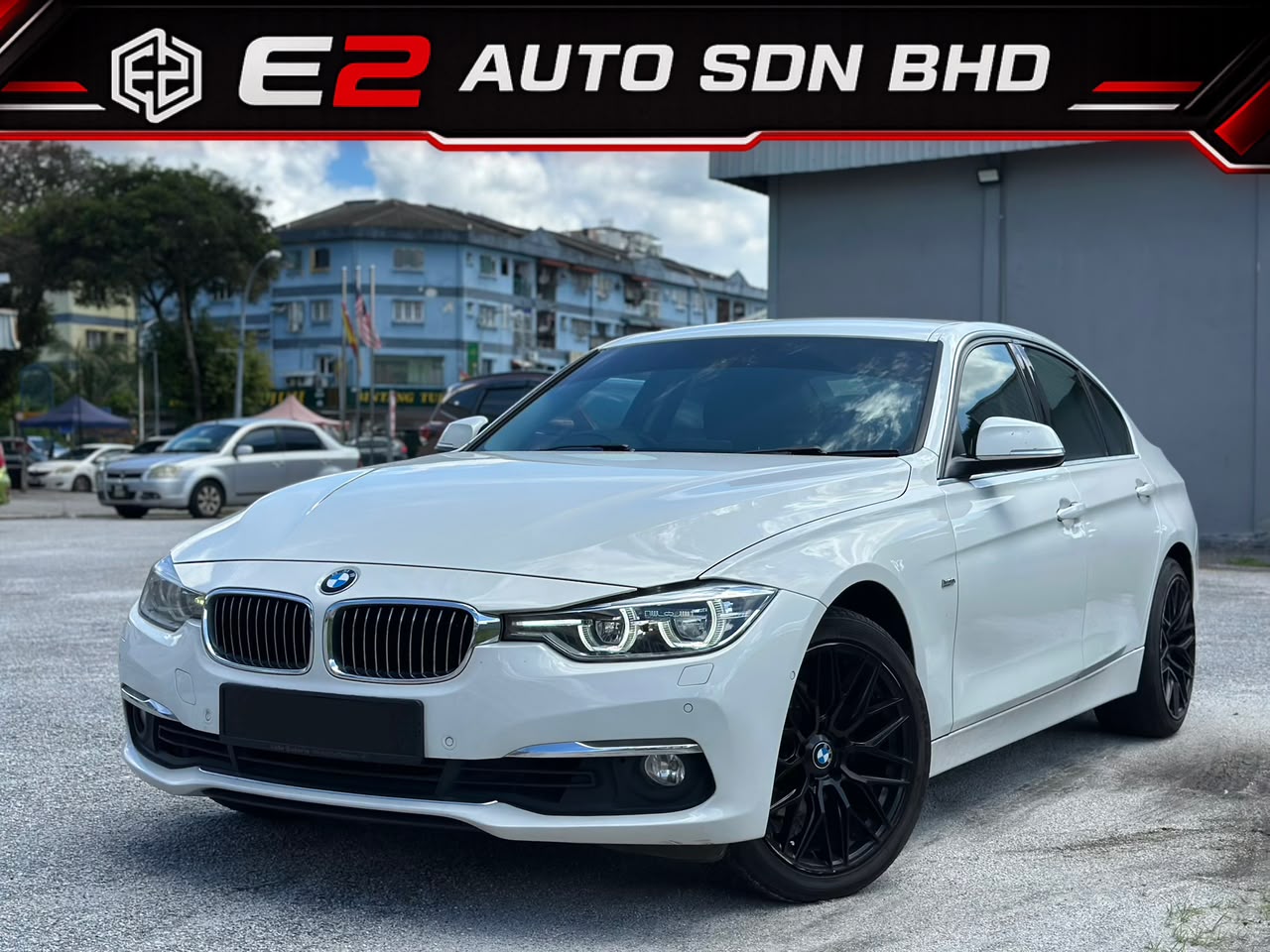 2018 BMW 318i LUXURY — foto 1